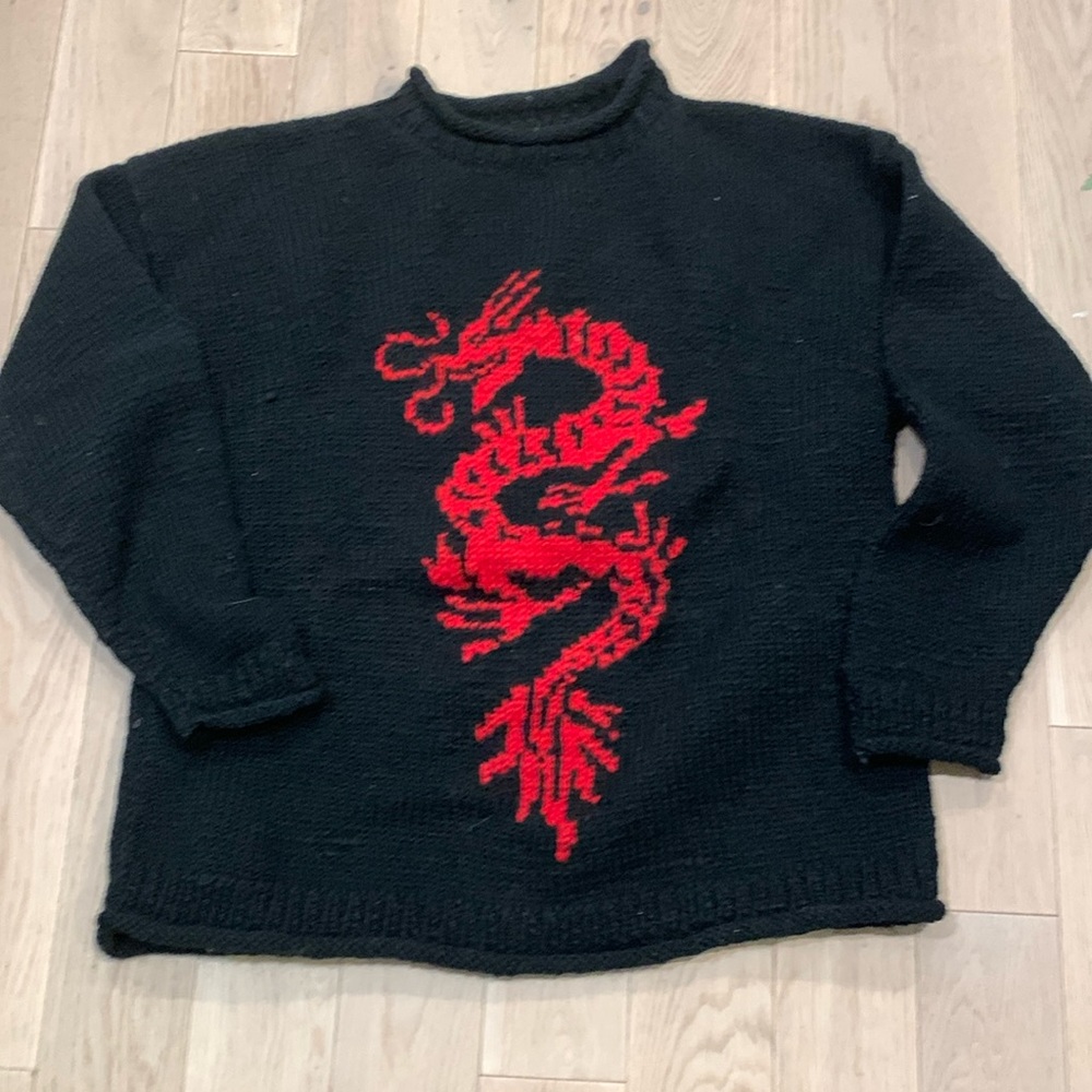 Men’s heavy black wool sweater XXL with red dragon on front